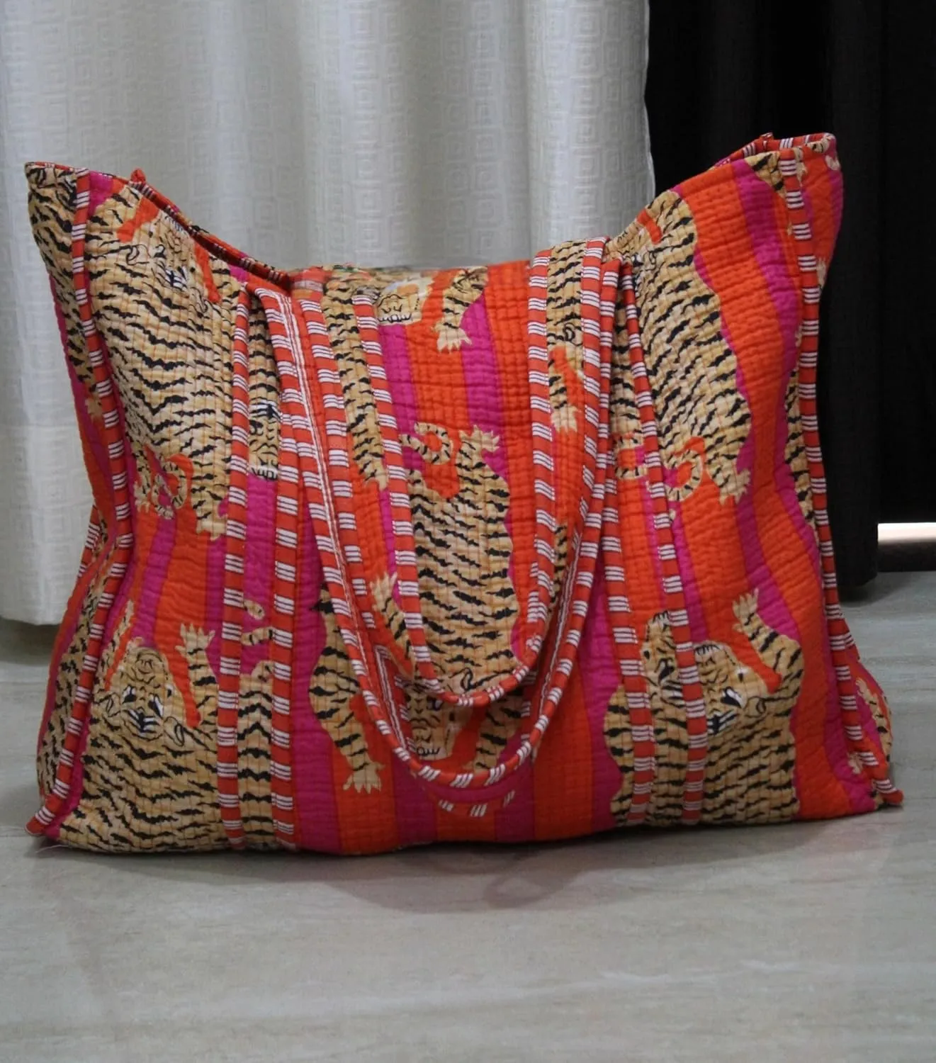 100% Cotton Jungle Print Shoulder Bag Tote Bag Women Reversible Shopping Bag and Grocery Bags Stylish Travel Bag Gift for Her