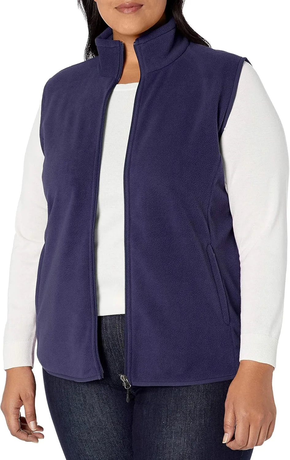 Amazon Essentials Women's Classic-Fit Sleeveless Polar Soft Fleece Vest (Available in Plus Size)