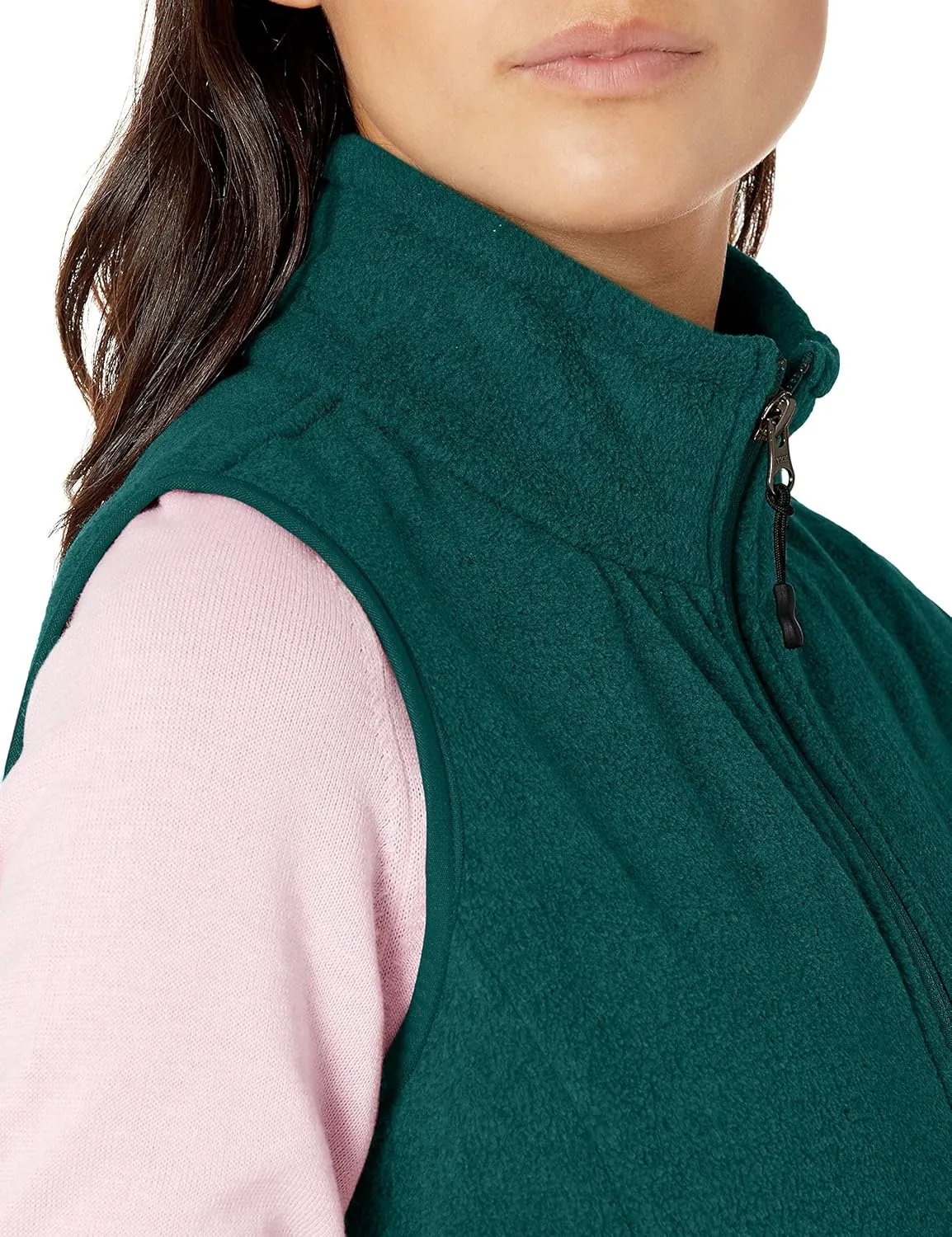 Amazon Essentials Women's Classic-Fit Sleeveless Polar Soft Fleece Vest (Available in Plus Size)