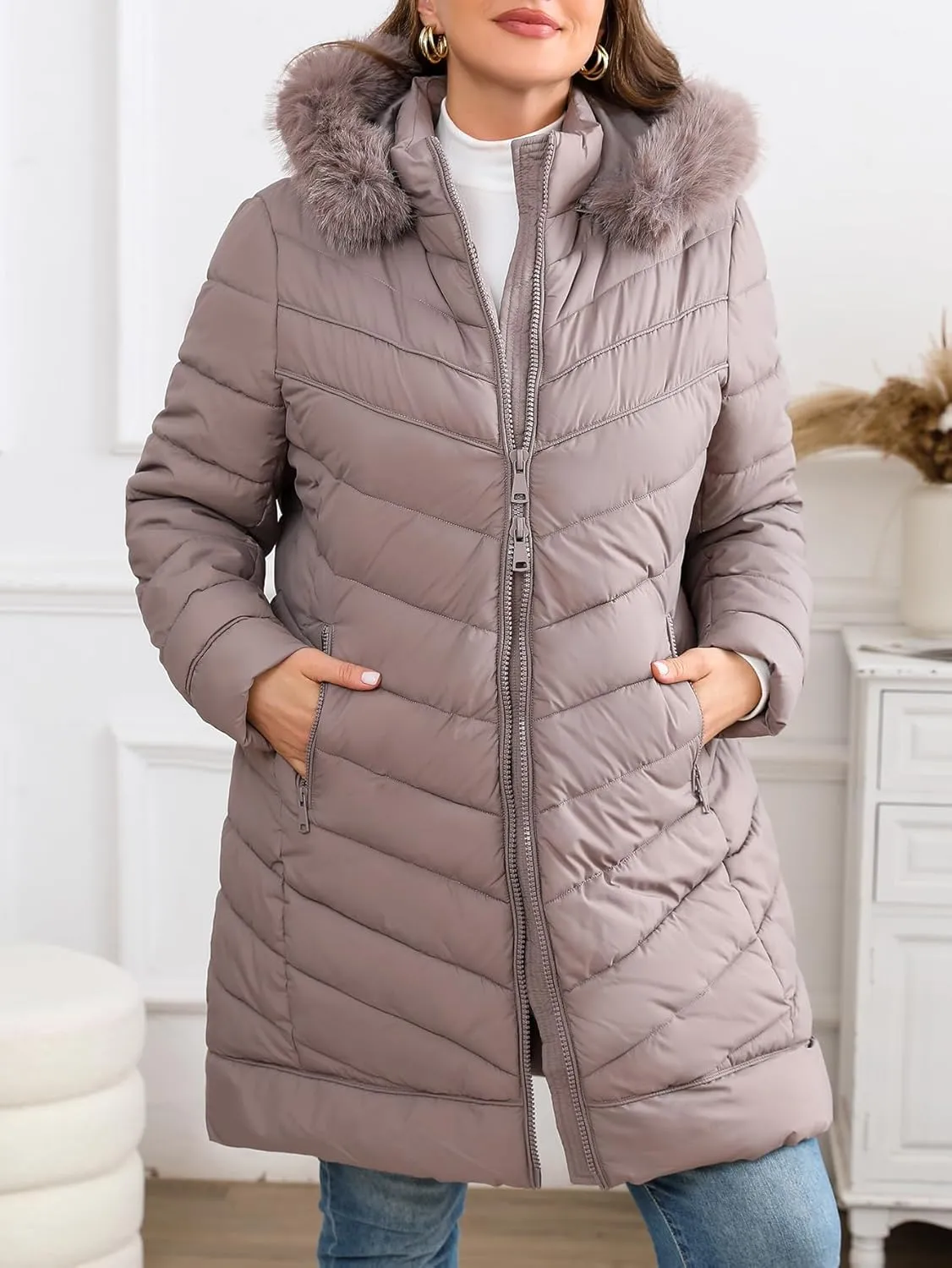 Bellivera Women's Winter Thickened Quilted Puffer Jacket Zipper Pockets Bubble Coat with Removable Hood and Faux Fur Collar
