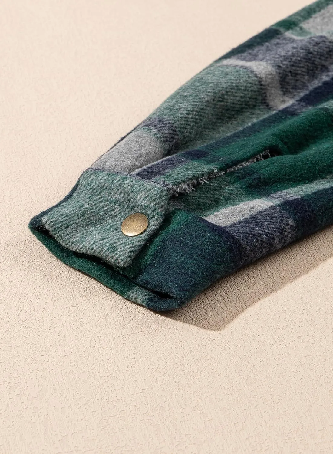 Dokotoo Women's Flannel Hooded Plaid 2024 Shacket Thick Coat Winter Coat for Warmth Button down Warm and Fuzzy Fleece Jacket