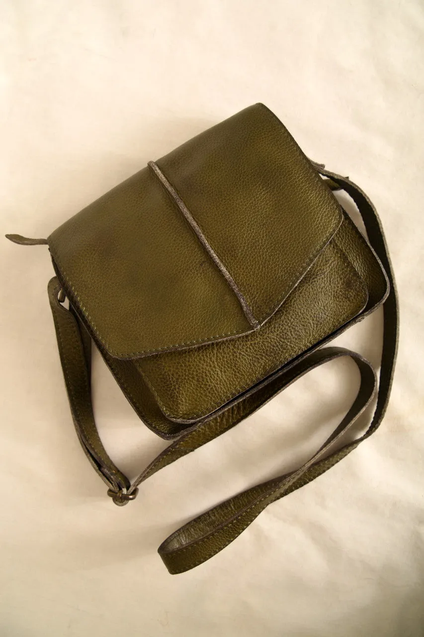 Essex Crossbody Wallet Bag