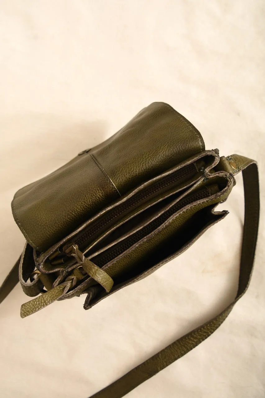 Essex Crossbody Wallet Bag