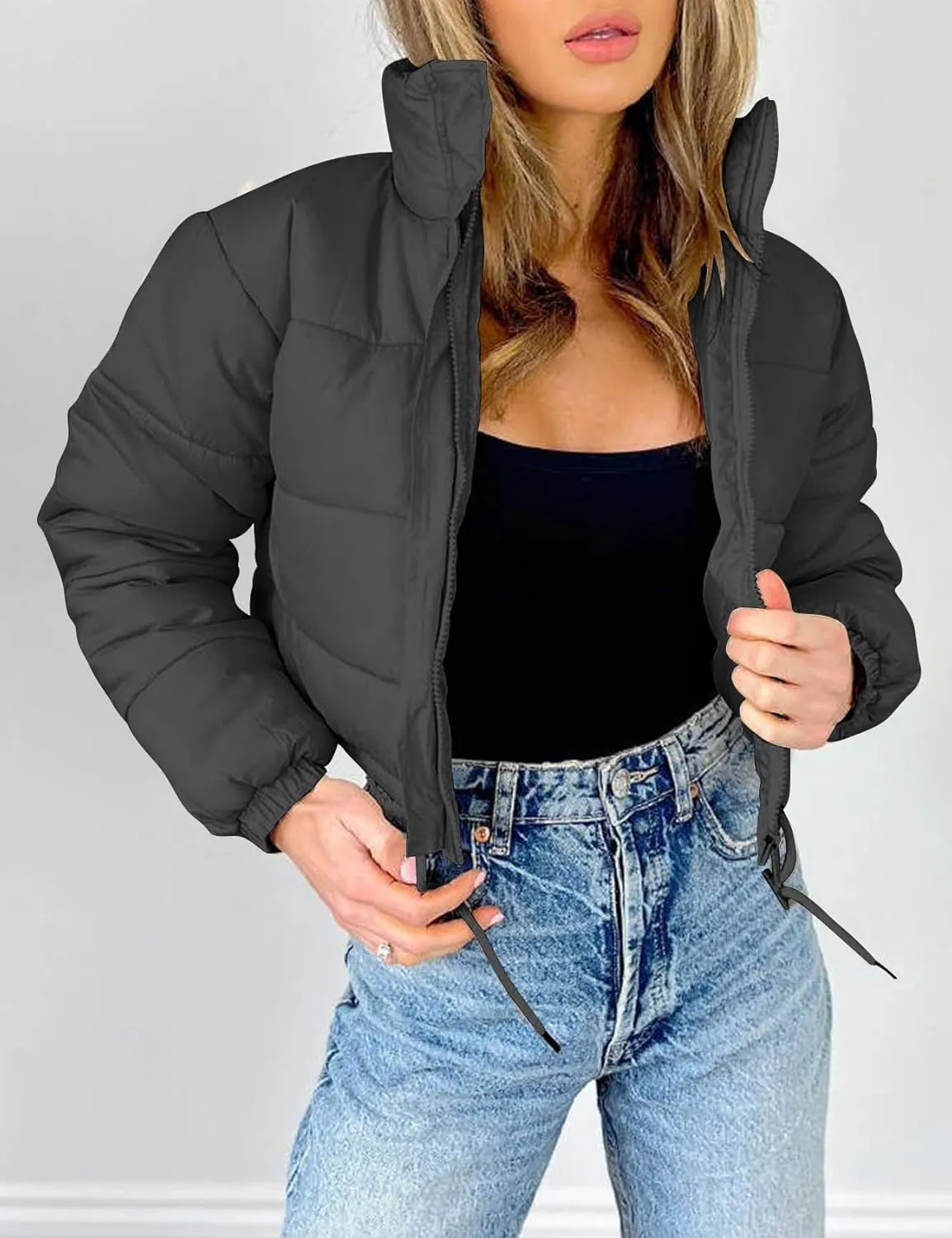 Flygo Women Cropped Puffer Jacket Winter Long Sleeve Quilted Puffy Bubble Padded Short Coats with Drawstring