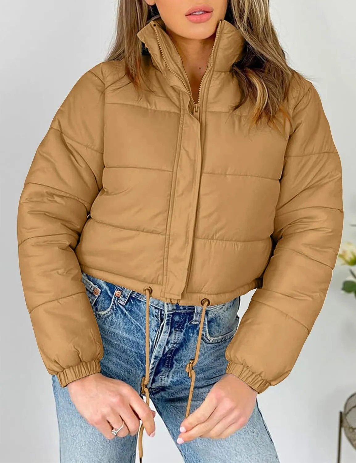 Flygo Women Cropped Puffer Jacket Winter Long Sleeve Quilted Puffy Bubble Padded Short Coats with Drawstring