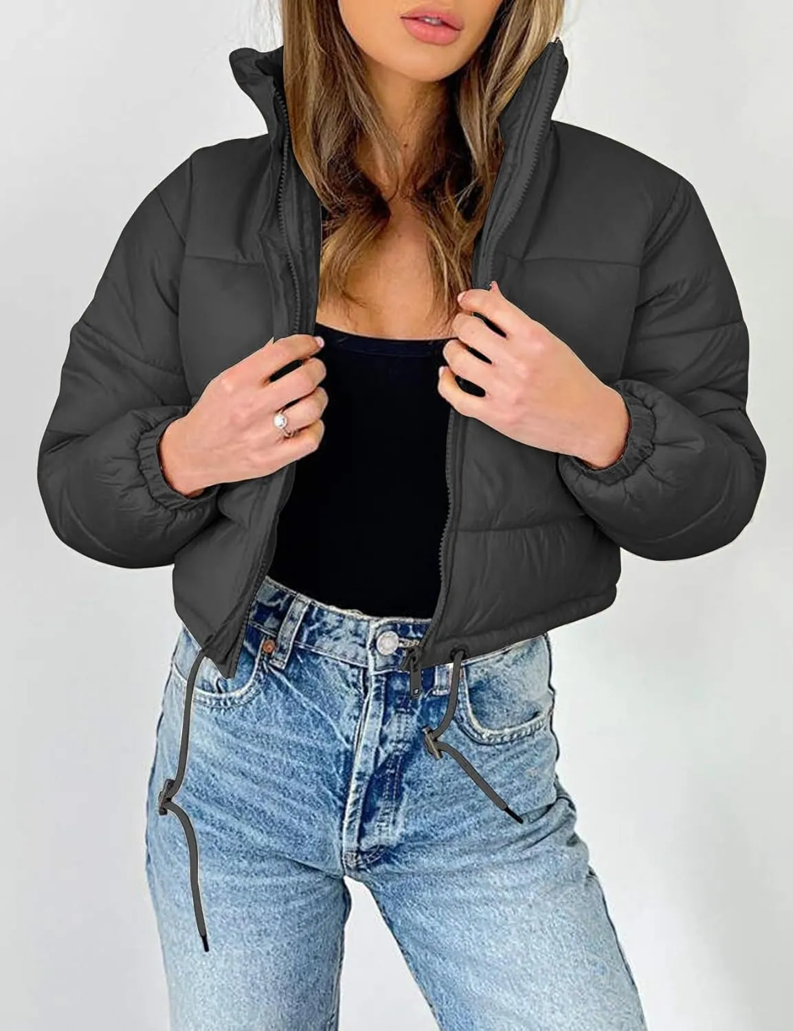 Flygo Women Cropped Puffer Jacket Winter Long Sleeve Quilted Puffy Bubble Padded Short Coats with Drawstring