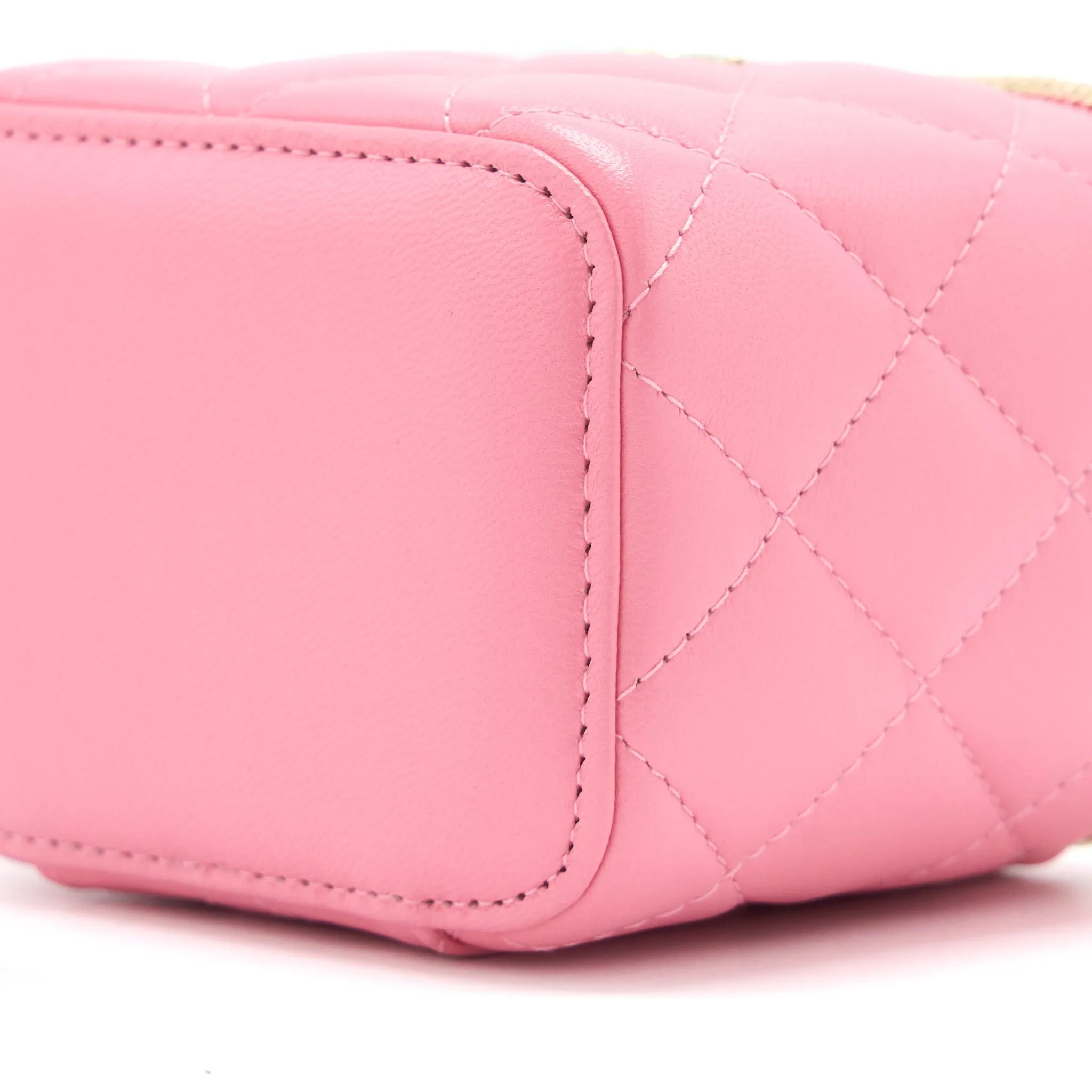 International returns with Early bird pricing Chanel L Lambskin Chain Trendy Mini Pink Vanity CC