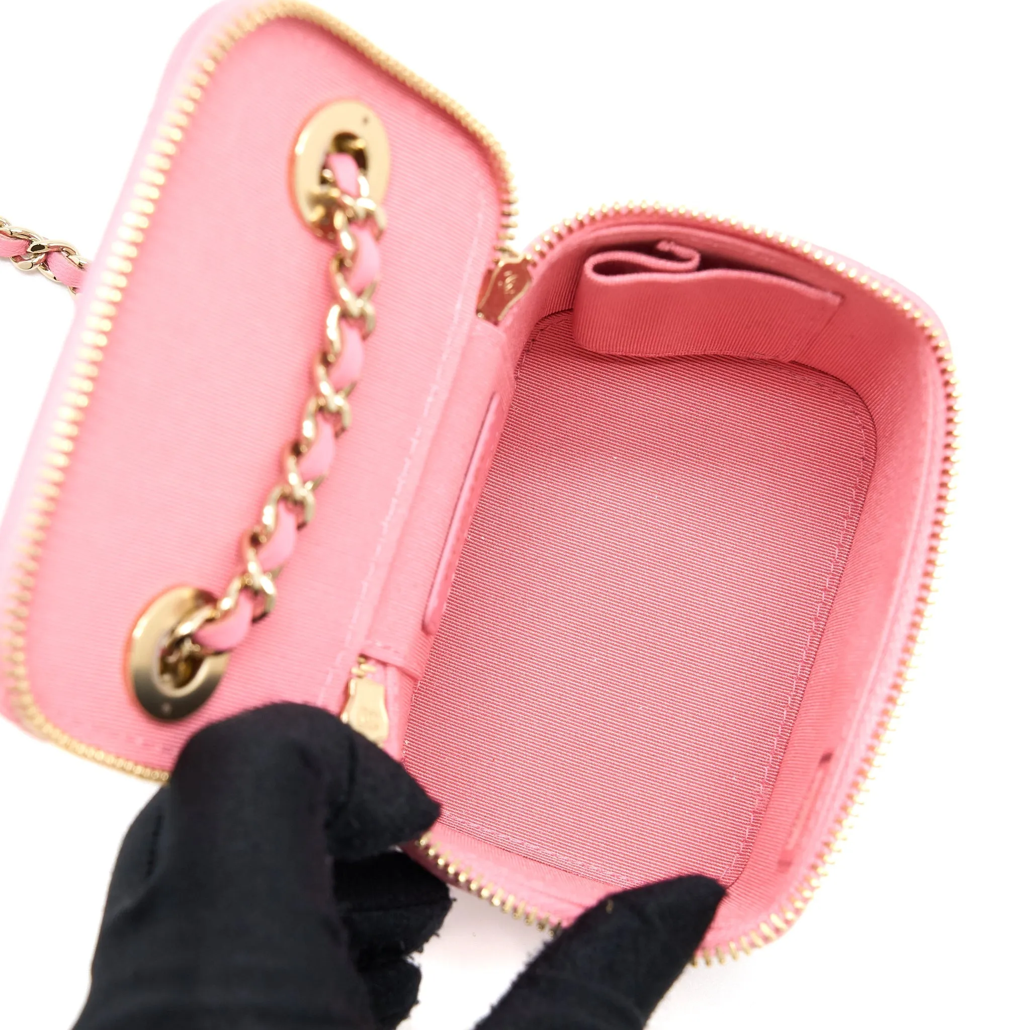 International returns with Early bird pricing Chanel L Lambskin Chain Trendy Mini Pink Vanity CC