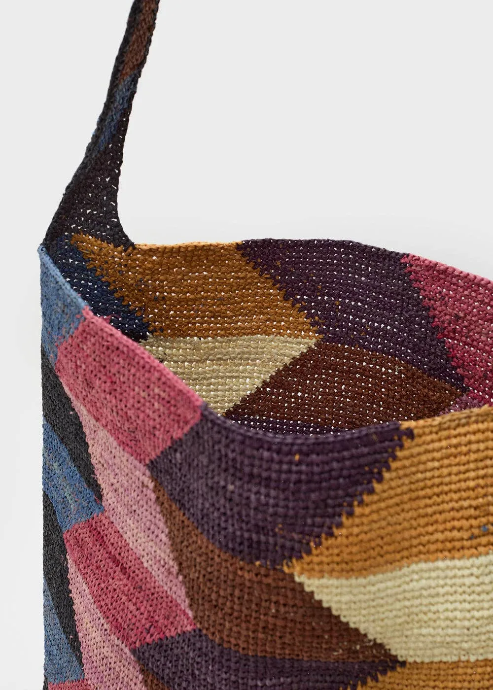 Kai Raffia Bag