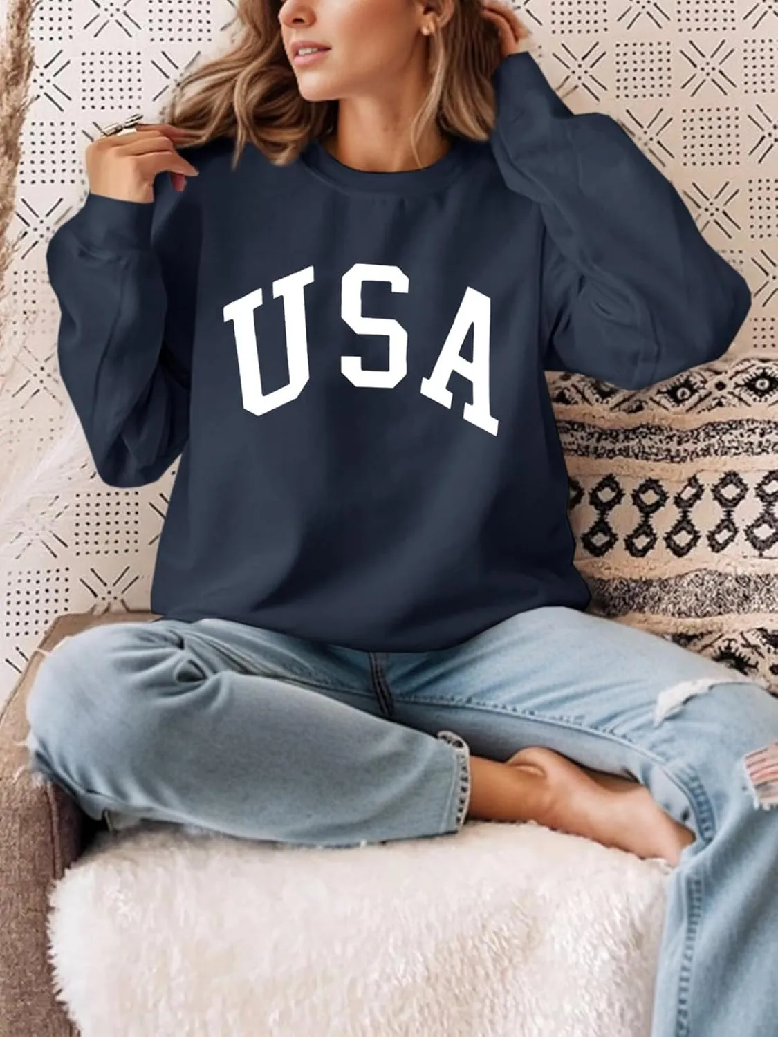 Langwyqu Women's Oversized Sweatshirt Los Angeles California Crewneck Long Sleeve Casual Loose Pullover Tops