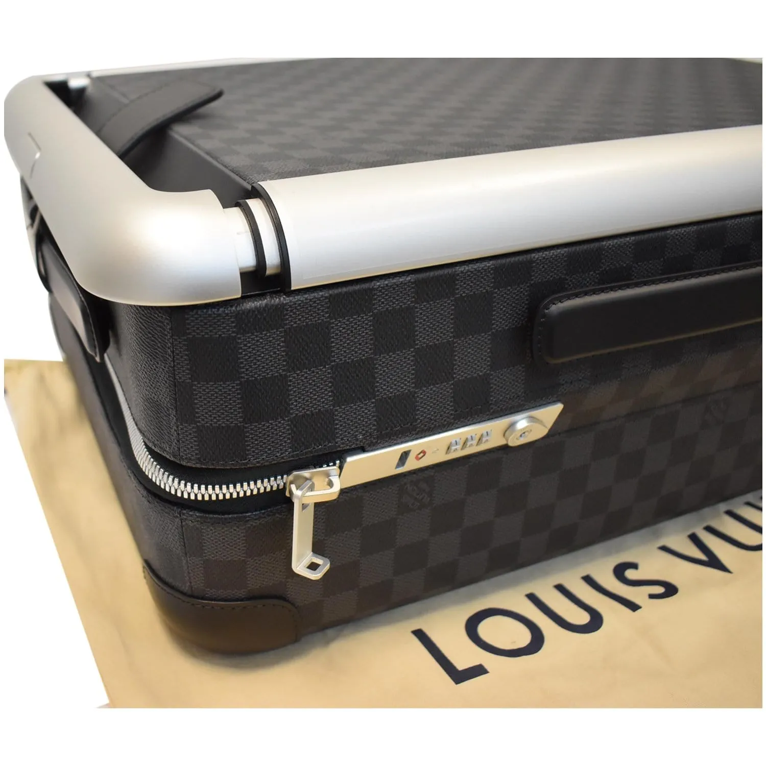 LOUIS VUITTON Horizon 55 Damier Graphite Rolling Suitcase Black
