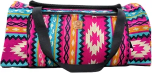 Medium sized travel bag. Hand luggage made from woven wool and duffle, featuring two types of straps. Handcrafted in Ecuador by artisans, showcasing traditional Ecuadorian designs. (Pink)