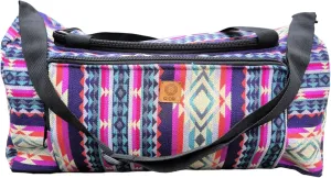 Medium sized travel bag. Hand luggage made from woven wool and duffle, featuring two types of straps. Handcrafted in Ecuador by artisans, showcasing traditional Ecuadorian designs. (Purple)
