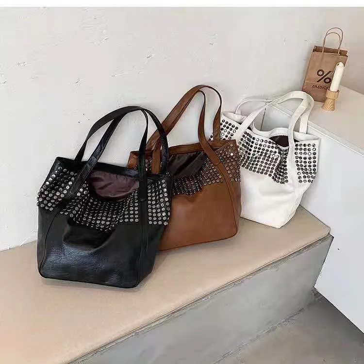 New Fashion Trendy Faux Leather Ladies Office Bags Rivet  Hand Bags Shopping Tote