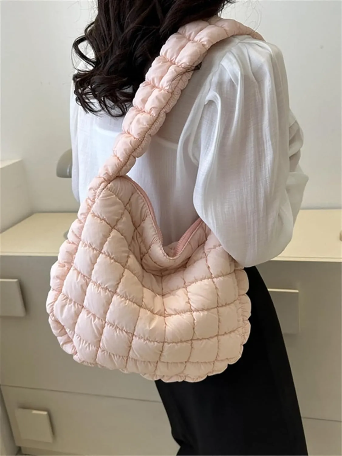 Puffer Tote Bag Women Quilted Shoulder Bags Puffy Bubble Pleated Purse Nylon Padding Cloud Crossbody Bag 2025