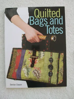 Quilted Bags & Totes Paperback – November 28, 2006