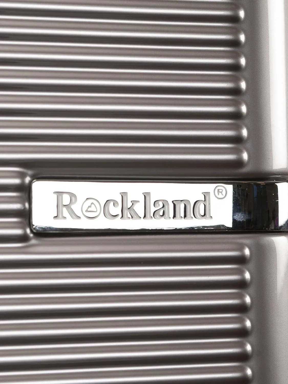 Rockland Horizon Hardside Expandable Spinner Wheel Luggage, Silver, 3-Piece Set (20/24/28)
