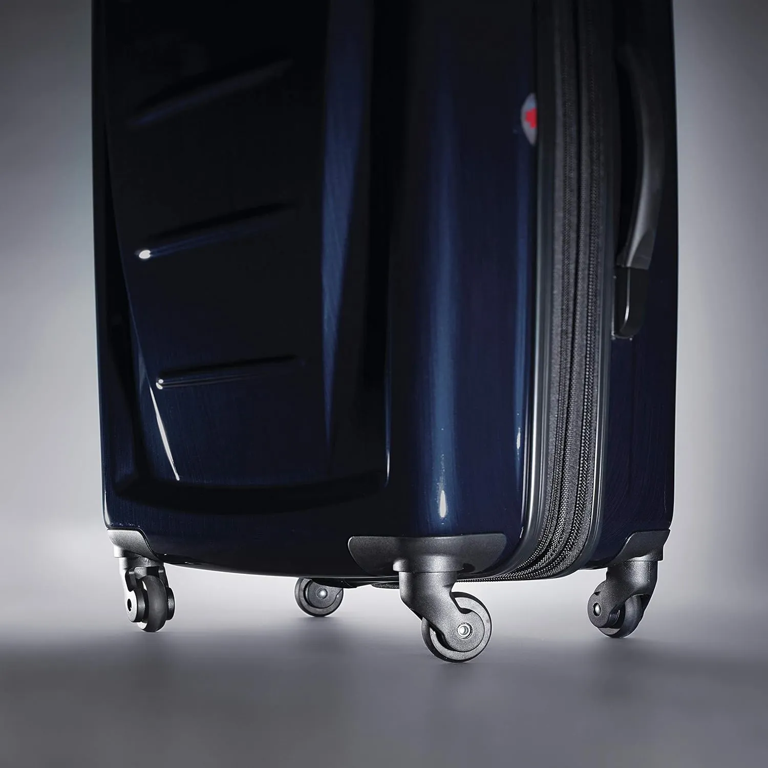 Samsonite Winfield 2 Hardside Expandable Luggage with Spinner Wheels, Navy, Checked-Large 28-Inch