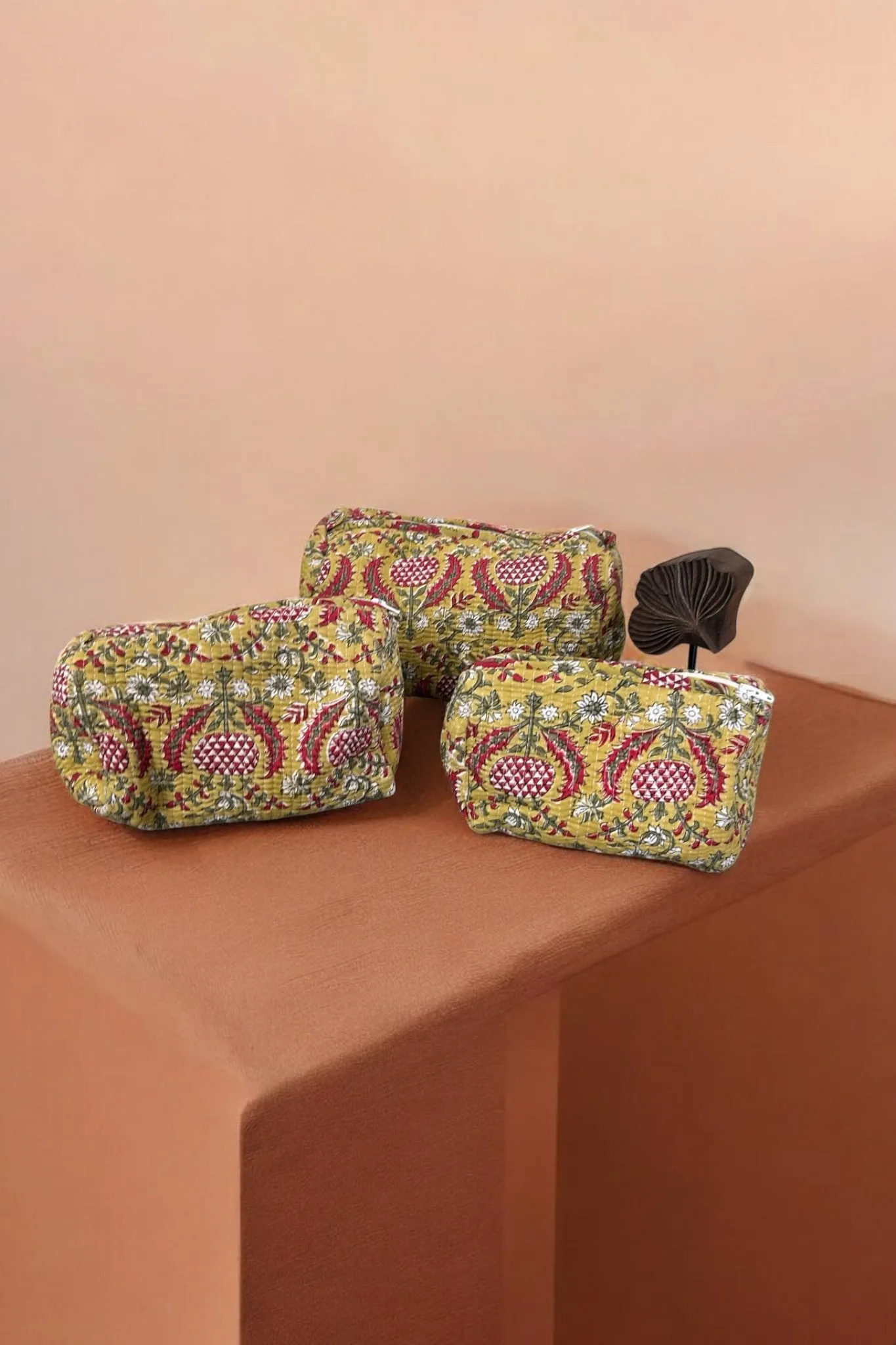 Set of 3 Travel Toiletry Pouches Mint & Mughal
