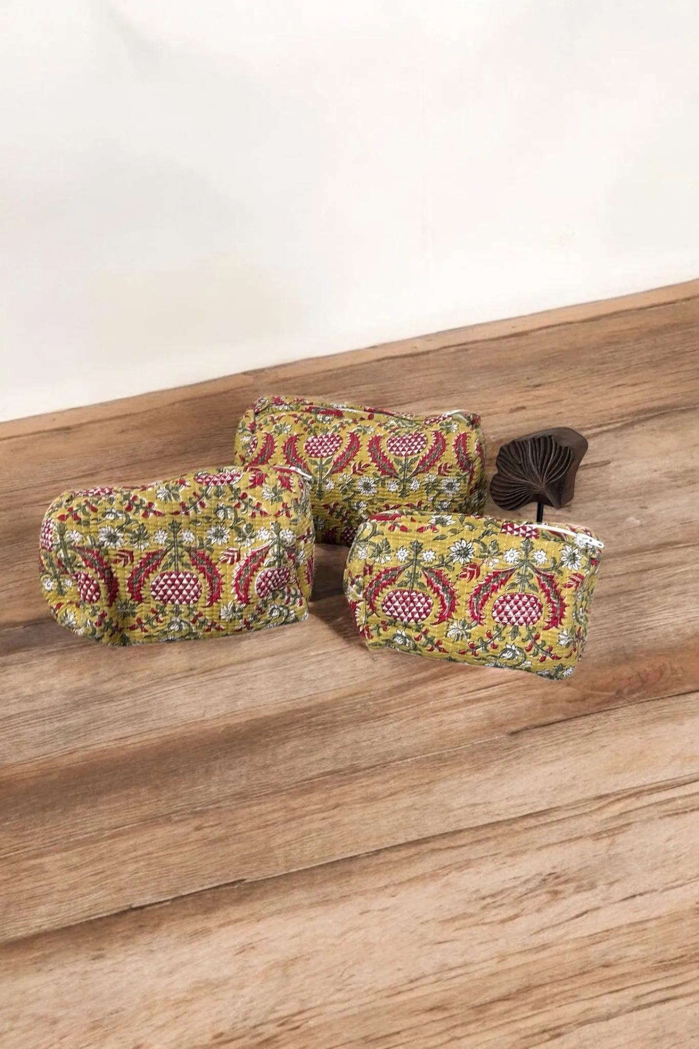 Set of 3 Travel Toiletry Pouches Mint & Mughal
