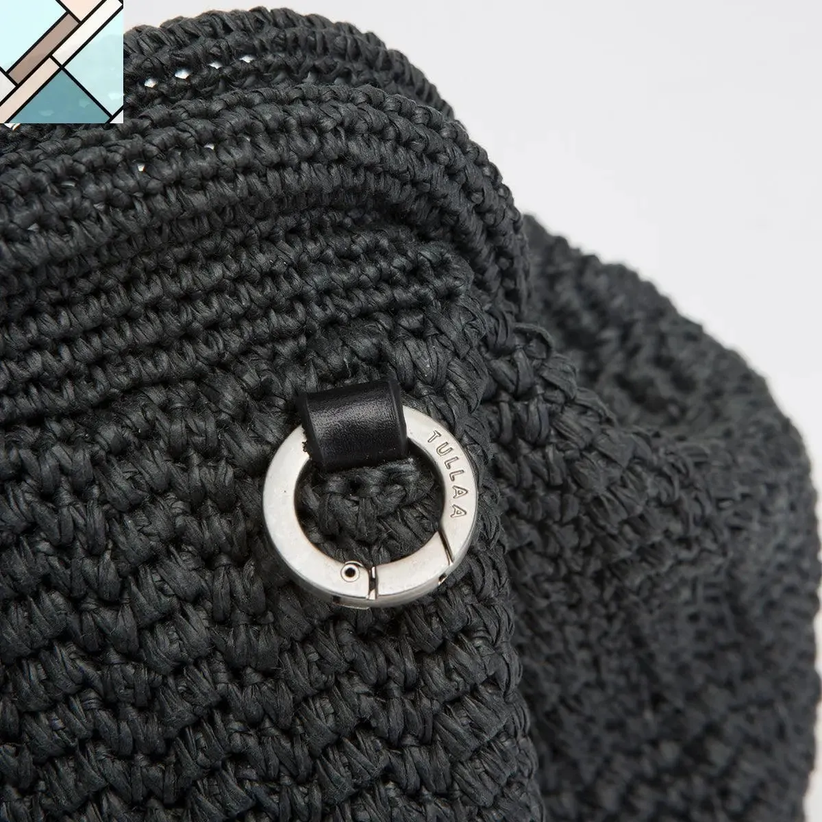 Side Pleated Straw Handbag