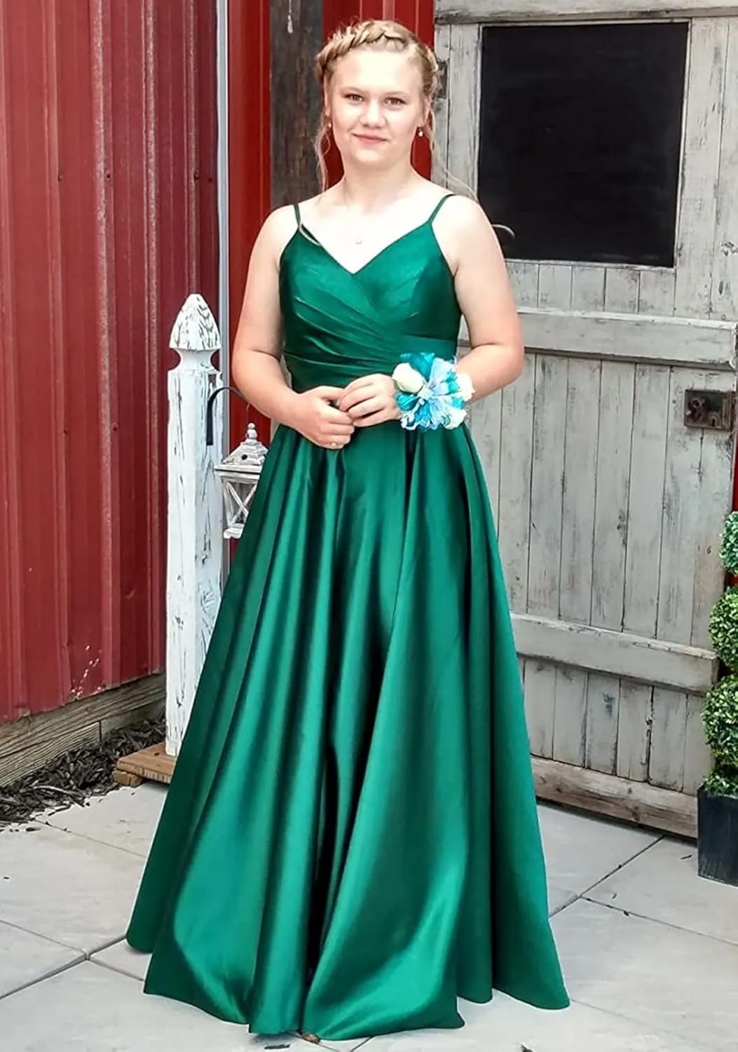 Spaghetti Straps Prom Dresses for Women 2025 Long Satin Ball Gown Pleated Formal Evening Gown with Pockets