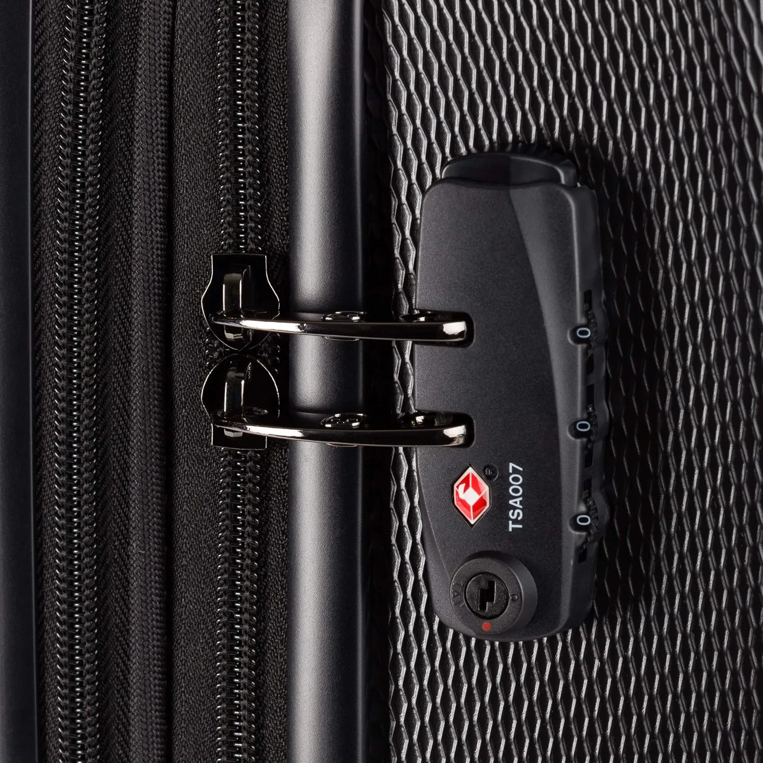 SwissGear 7272 Energie Expandable Hardside Luggage with Spinner Wheels and TSA Lock, Black, 3-Piece Set (19/24/27)