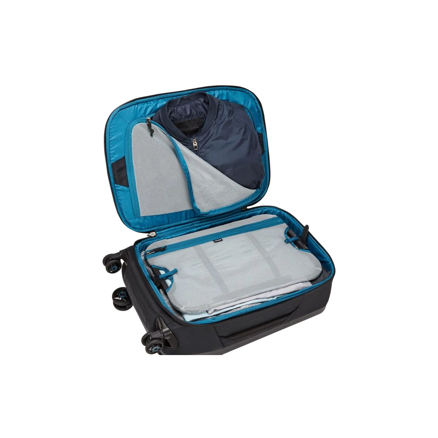 Thule Subterra Carry On Spinner 22"