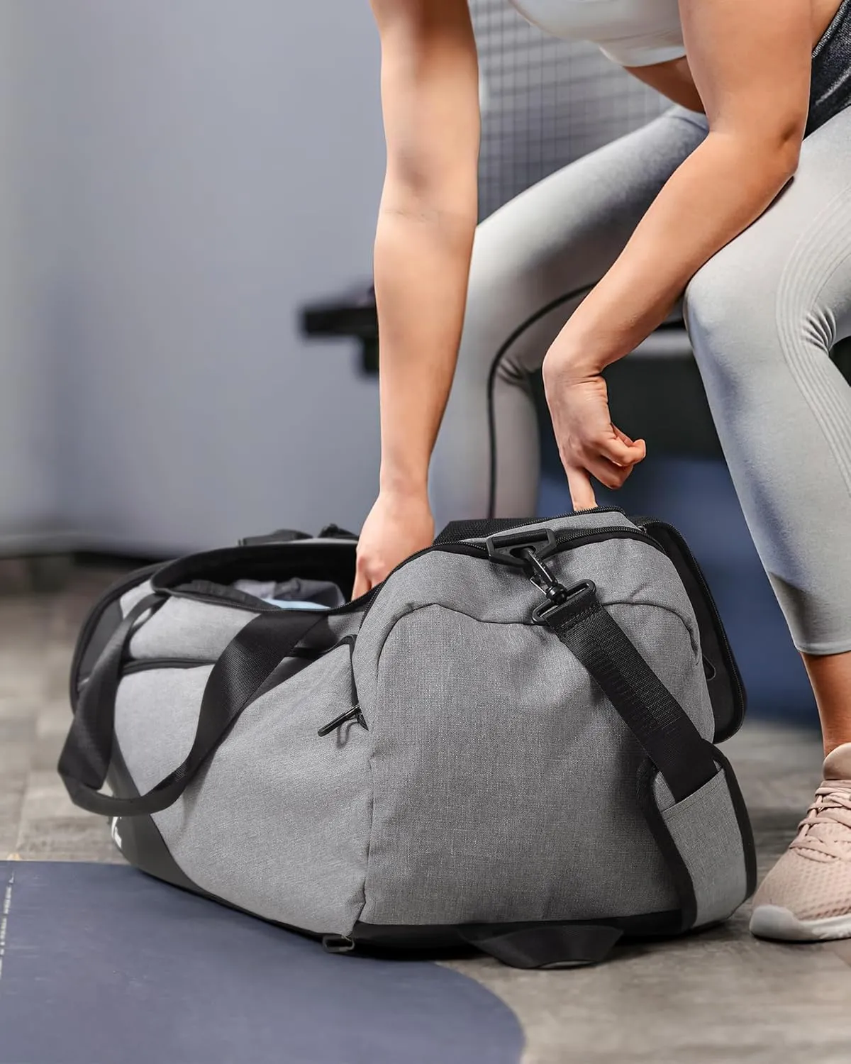 Tolaccea Gym Bag for Men Women, Large Sports Bag with Shoe Compartment, Travel Duffle Bag with Backpack Straps, Weekender Duffel Bags Carry On Backpack for Gym, Travel, Fitness, Workout (Grey, 60L)