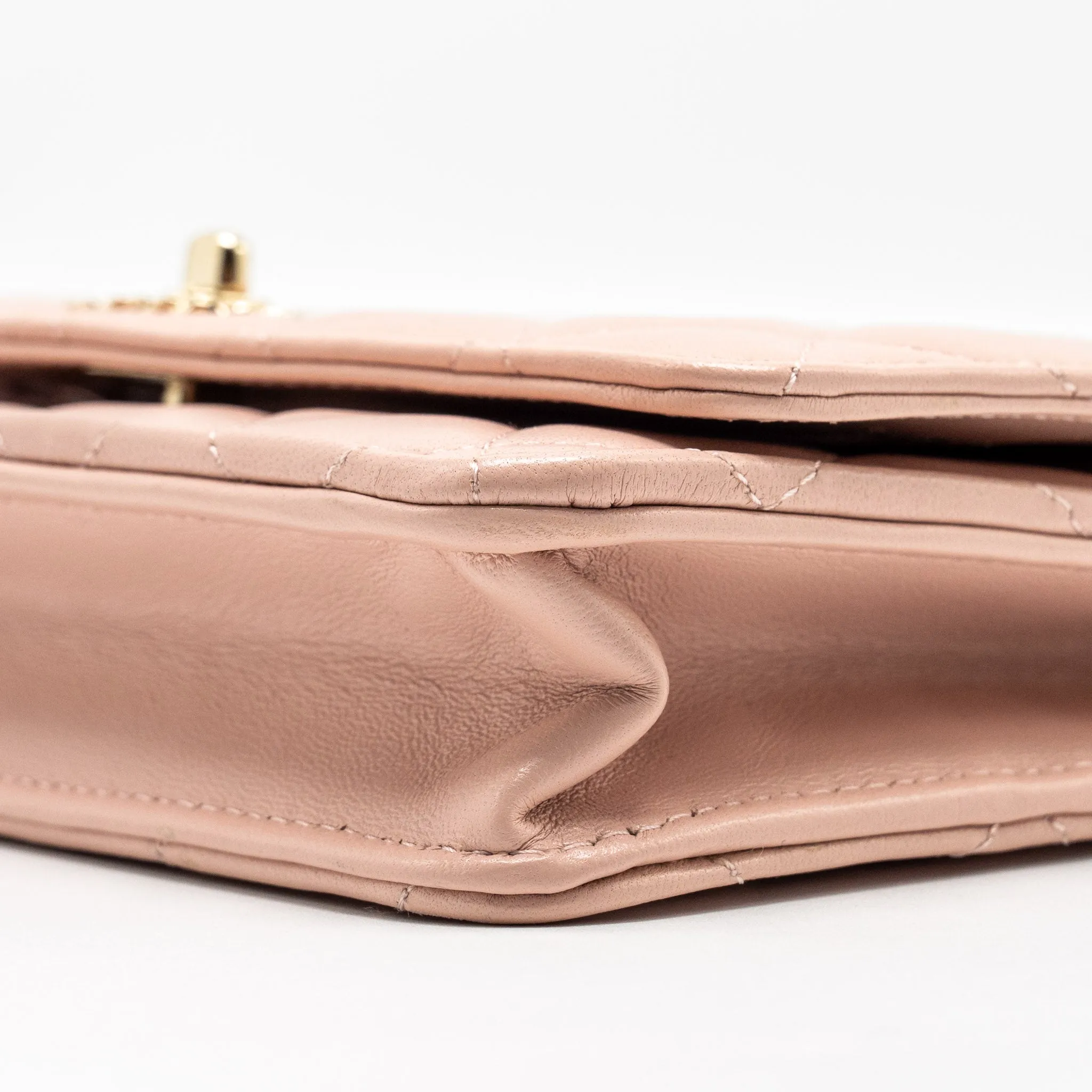 Top-tier (microchip) CHANEL L Wallet Quilted Lambskin Trendy On Affordable luxury Chain Pink CC Light