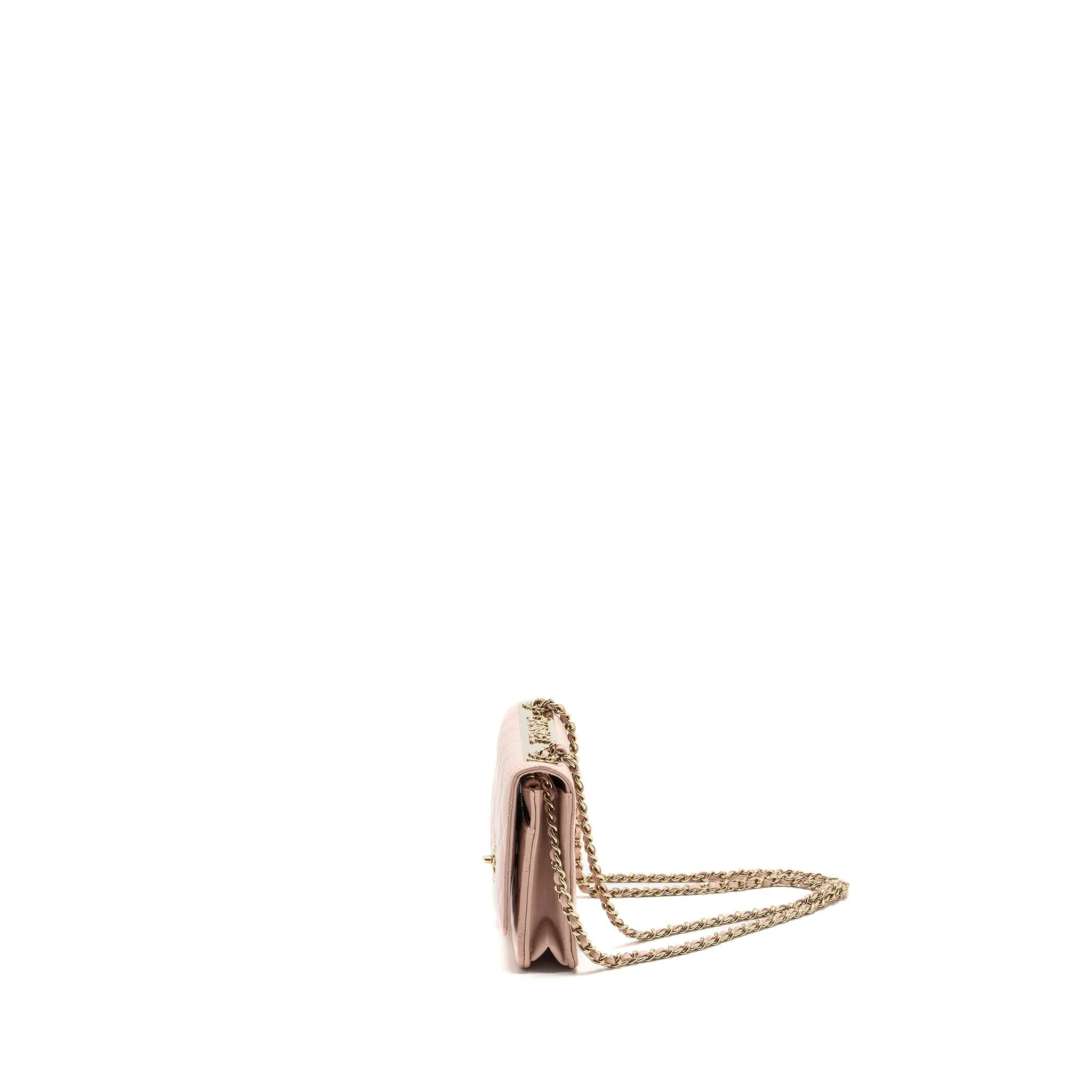 Top-tier (microchip) CHANEL L Wallet Quilted Lambskin Trendy On Affordable luxury Chain Pink CC Light