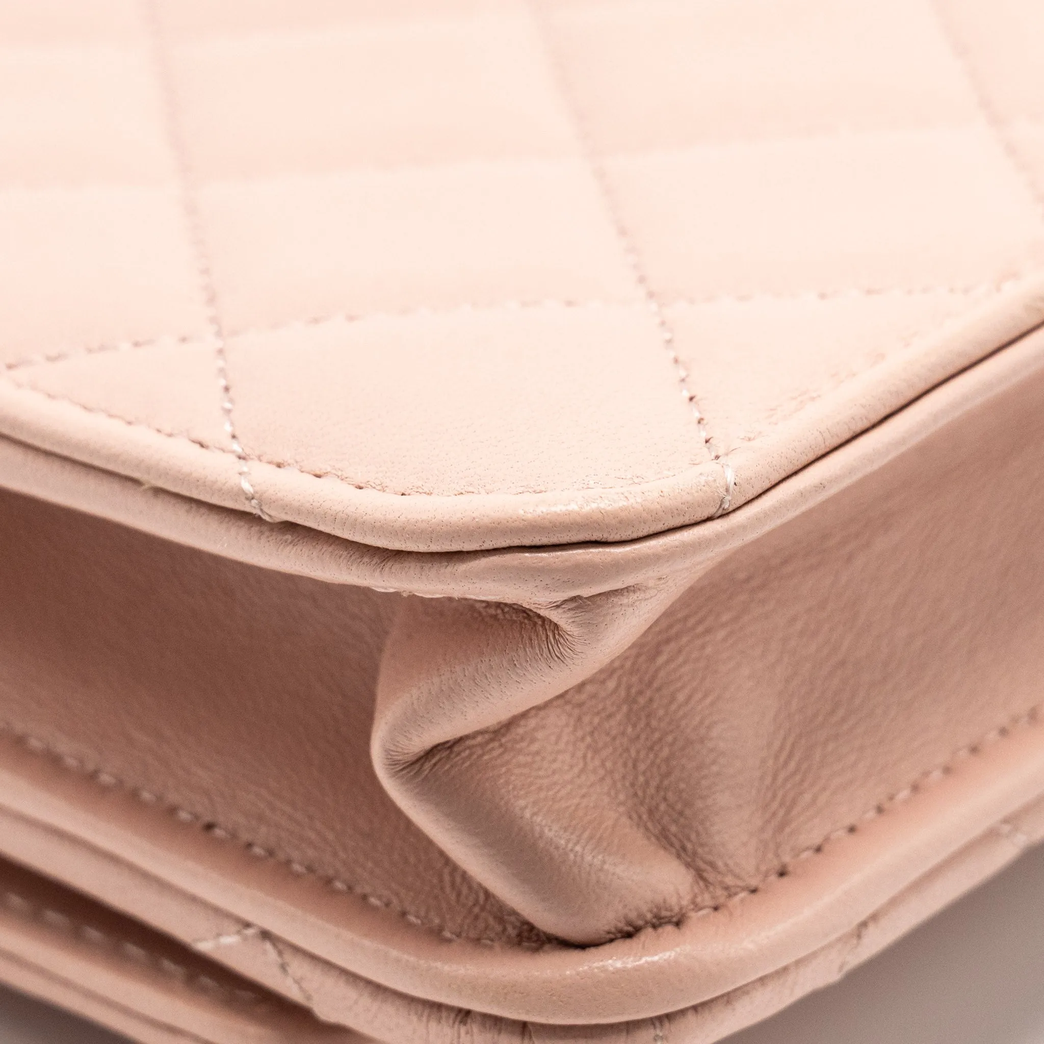 Top-tier (microchip) CHANEL L Wallet Quilted Lambskin Trendy On Affordable luxury Chain Pink CC Light