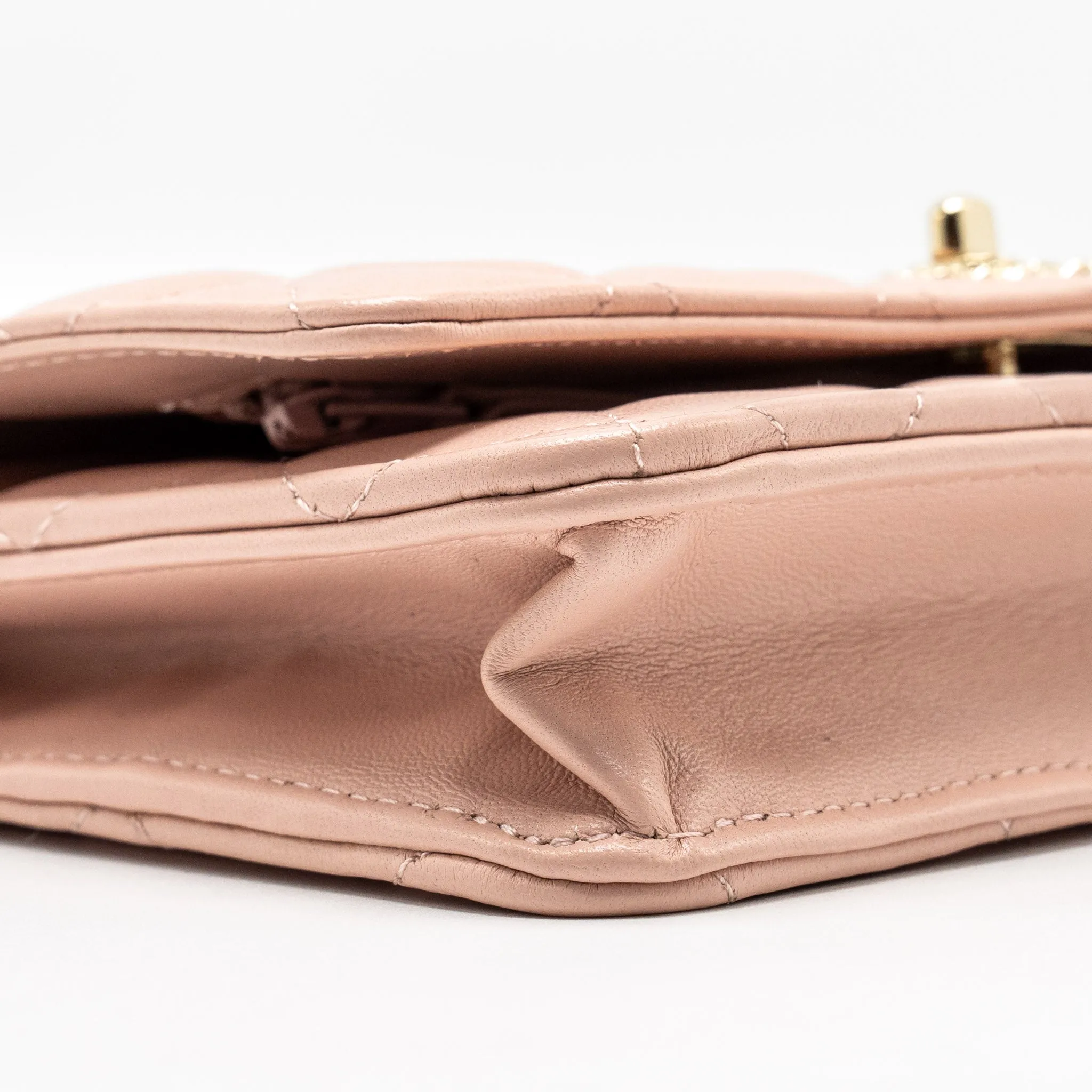Top-tier (microchip) CHANEL L Wallet Quilted Lambskin Trendy On Affordable luxury Chain Pink CC Light