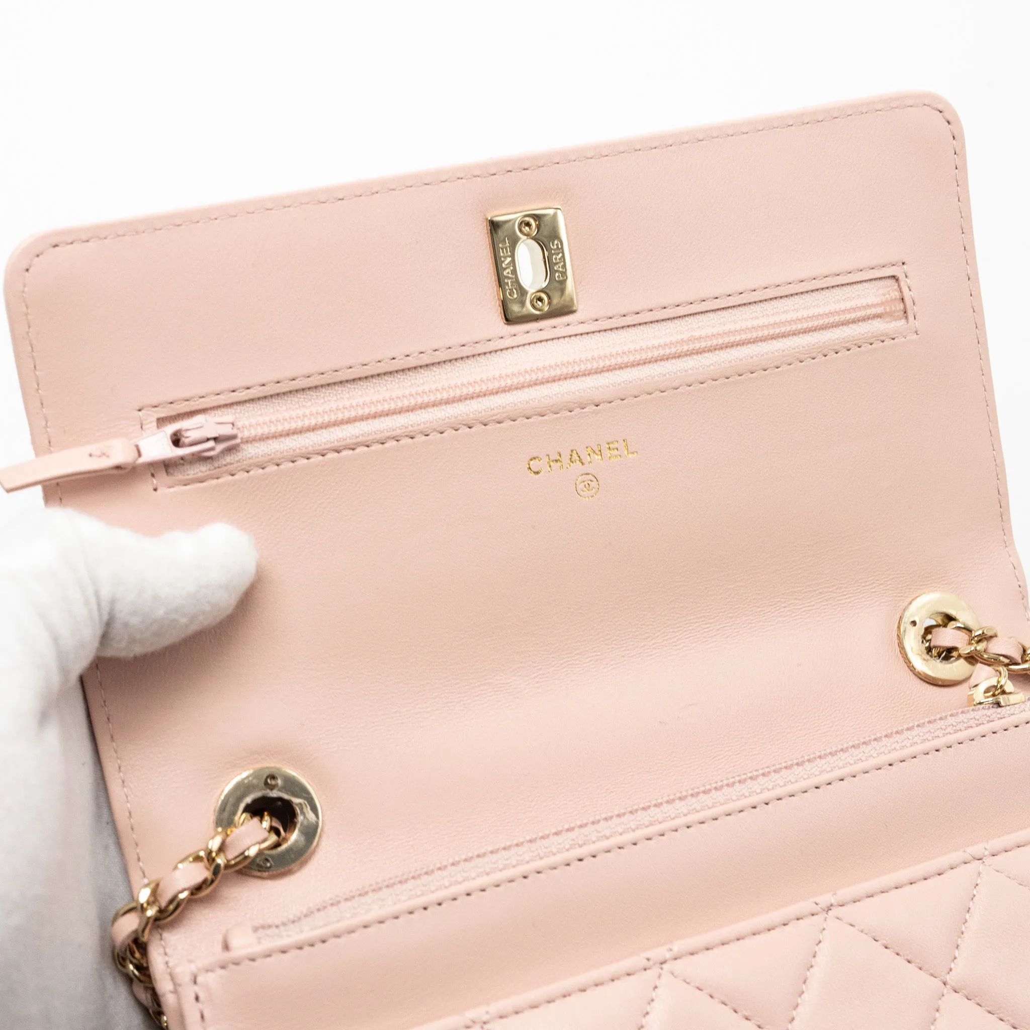 Top-tier (microchip) CHANEL L Wallet Quilted Lambskin Trendy On Affordable luxury Chain Pink CC Light