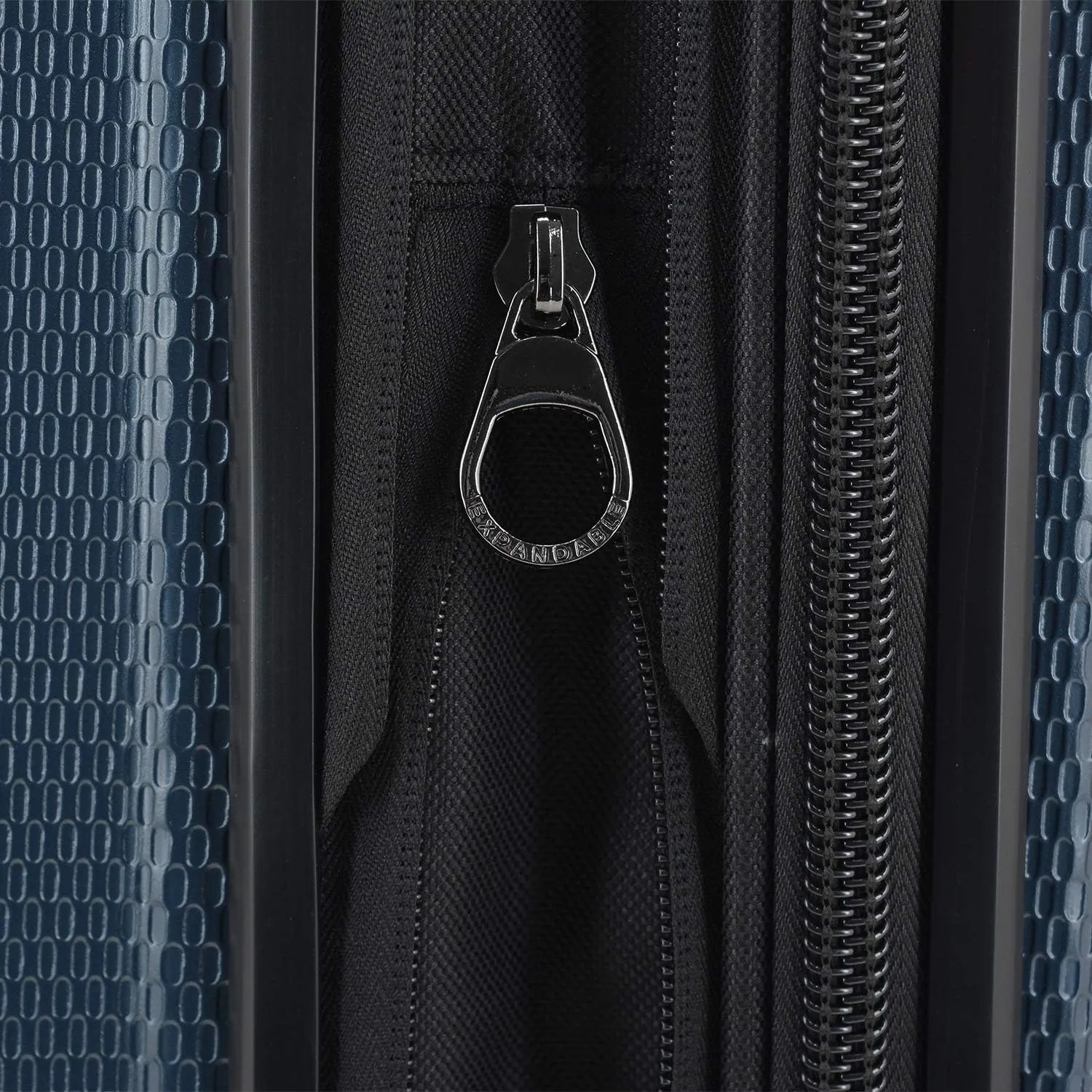 Traveler's Choice New London II Hardside Expandable Spinner Luggage, Navy, Carry-on 22-Inch
