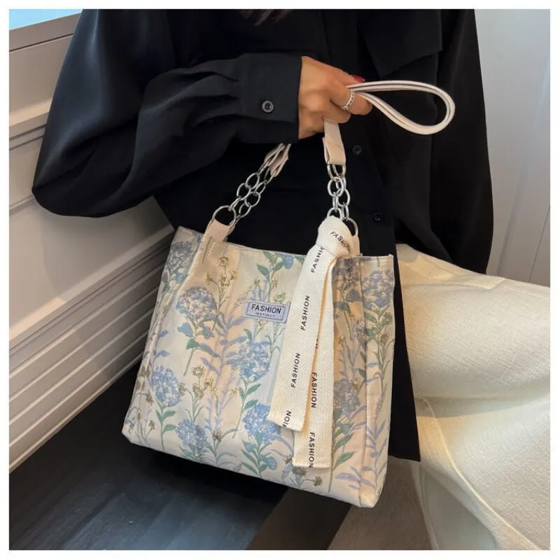 Trendy Handbag