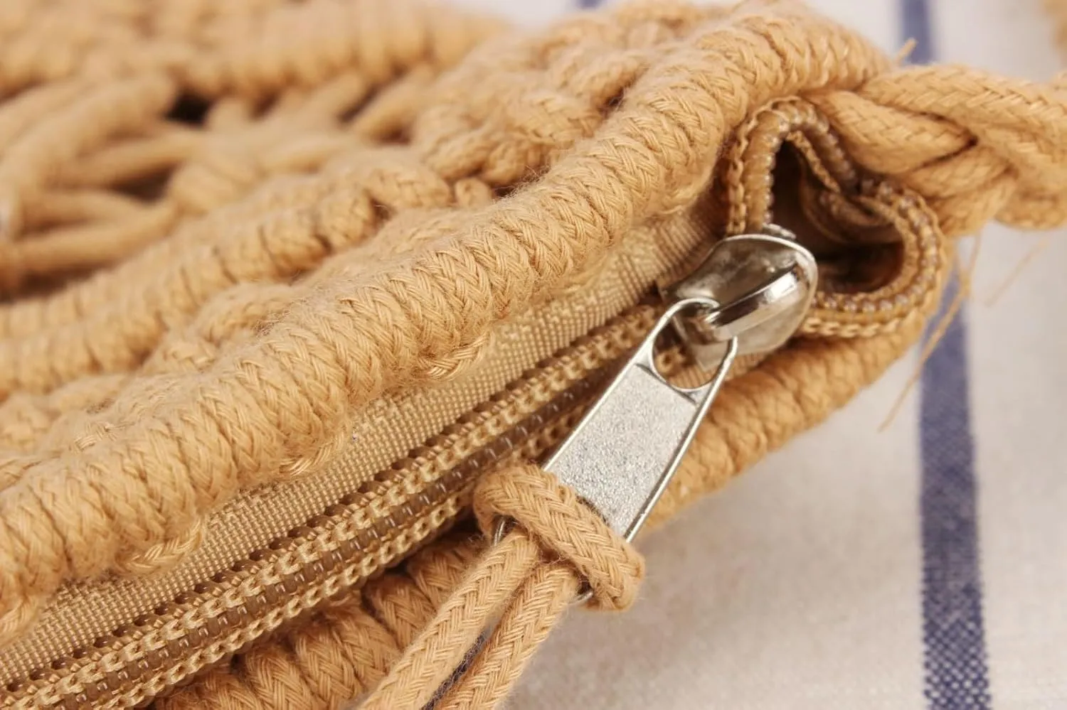 Women Boho Crocheted Purses Summer Beach Crossbody Shoulder Bags Vintage Tote Bag Bohemian Handbags with Tassel