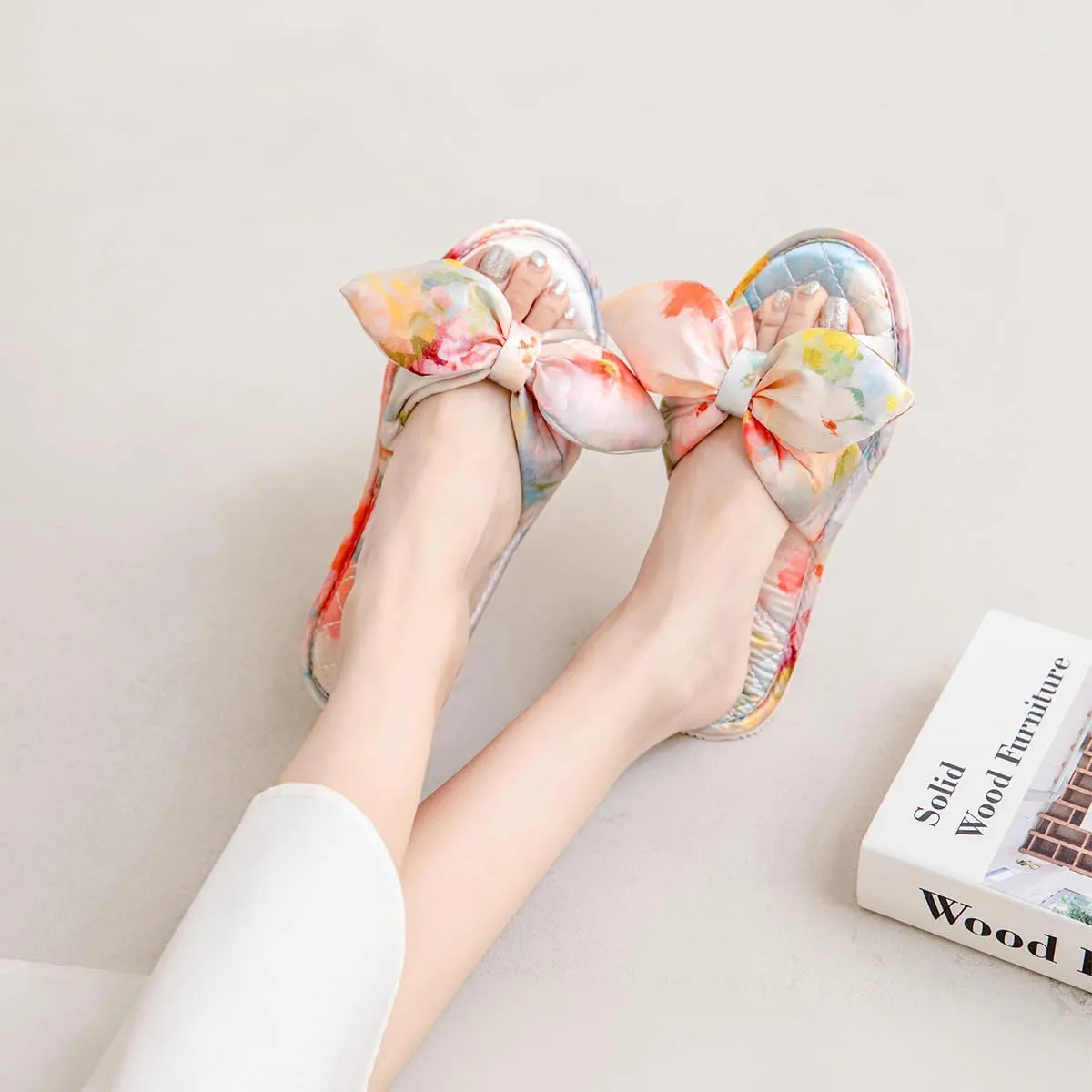 Women's Bedroom Slippers WithTie Dye Bow Sandals Sap Slippers Colorful Breathable For Home Party Travel Use Indoor