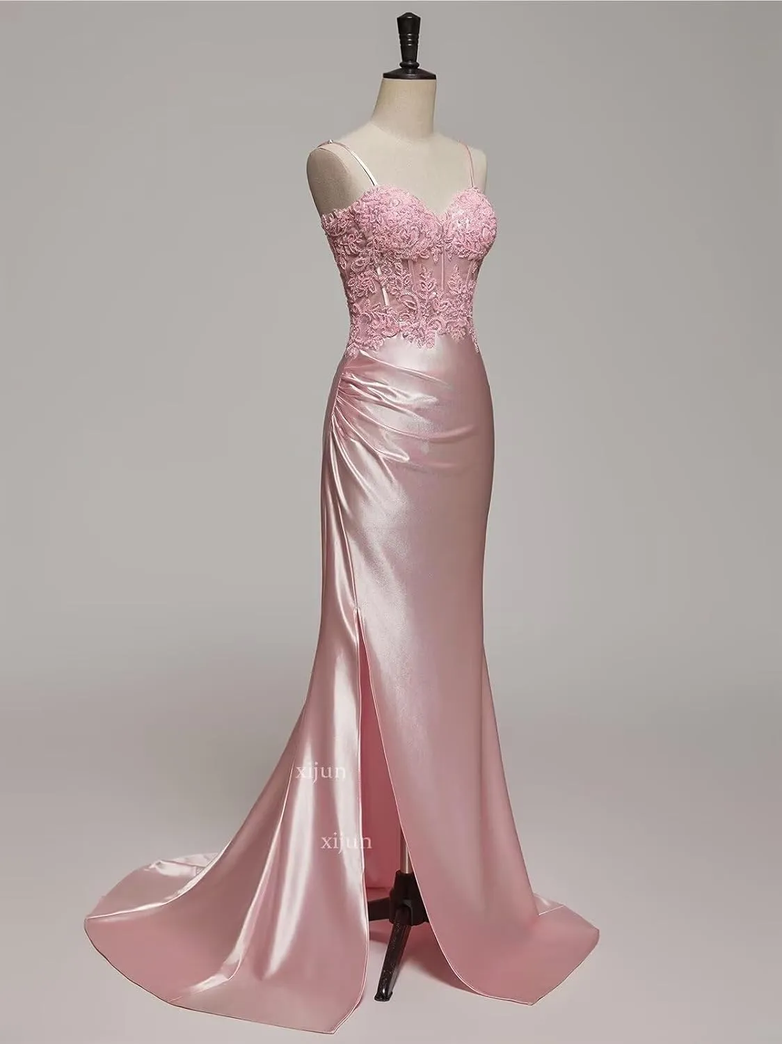 Xijun Spaghetti Straps Satin Prom Dresses 2025 Lace Appliques Mermaid Long Formal Evening Gown with Slit
